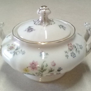Vintage Krautheim & Adelberg Franconia Millefleurs Double-Handled Sugar Dish, Made in Selb, Bavaria, Germany Between 1964 and 1975