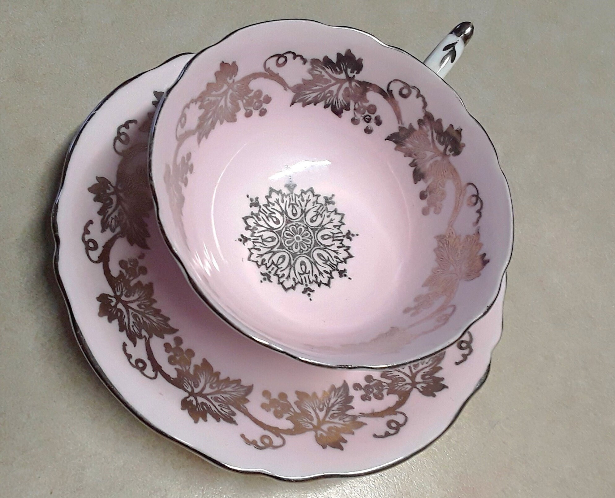 美品、ネイティブ格雷斯中国 グレースチャイナ＃アンティーク・キャニスター(丸) 美品、ネイティブ格雷斯中国 グレースチャイナ＃アンティーク