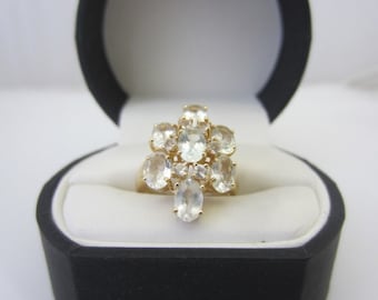 14k Yellow Gold and Aquamarine Stones Woman's Ring, With 6 Small Gemstones and 7 Larger Gemstones
