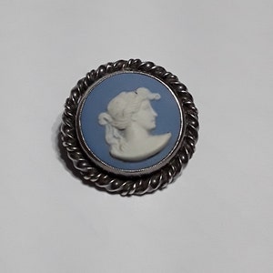 1955 Blue Wedgwood Jasperware Cameo (Neoclassical Figure) Brooch/Pendant, With Sterling Silver Setting by John Lauritzen (of Denmark)