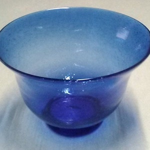 Vintage Large Hand-Blown Blue Controlled Bubbles Footed Art Glass Bowl