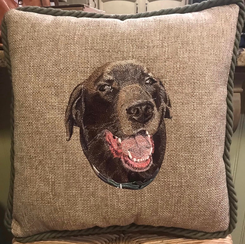 Made to Order, Custom Embroidered Pet Portrait Pillow Bild 10