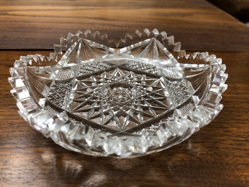 Small Cut Crystal Dish, American Brilliant Period, With 18 Point