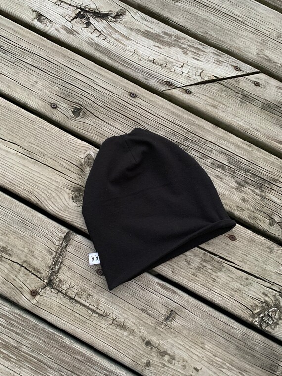 REVERSIBLE BLACK TOQUE, CHILD REVERSIBLE BLACK TOQUE, CHILD