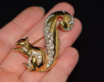 Vintage D&#39;Orlan Signed Squirrel Brooch with Swarovski crystal, 22kt gold plated Jewelry, Gifts for Women. Mother&#39;s Day, Gift for Mother Day.