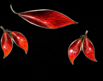 David Andersen Willy Winnaess Vintage Brooch & Earring Set, Red Guilloche Enamel On Sterling, Gifts for Women.