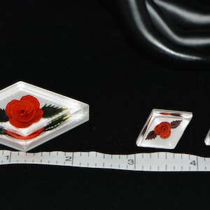 Vintage Reverse Carved Lucite Flower Brooch Screw-back Earrings Demi-Parure/Set, Gifts for Her, Mother&#39;s Day, Gift for Mother Day.