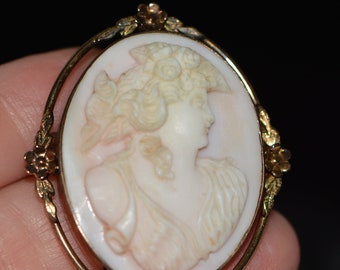 Vintage 10k Gold Shell Victorian Cameo Brooch/Pendant, Gifts for Women, Gift-for-Her, Rare Brooch, Christmas gifts for her.