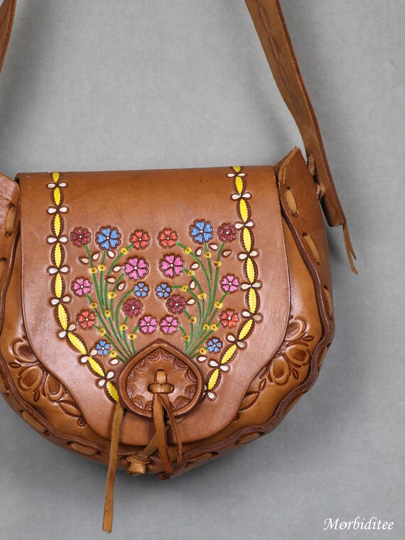 Hand tooled leather purse, vintage bag shoulder, boho… Gem