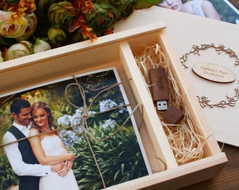 Boîte photo en bois pour photos (15 x 21) et flash USB - Personnalisation