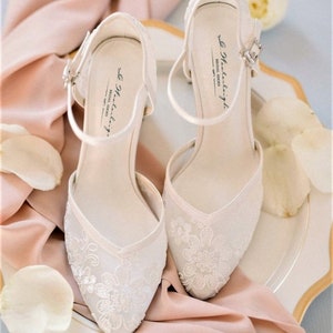 Brautschuhe, Hochzeitsschuhe für Braut, Elfenbein Blumenspitze Hochzeitsschuhe, handgemachte Brautschuhe