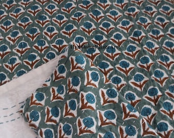 Hand Block Floral Kantha Quilt: Indische Baumwolldecke