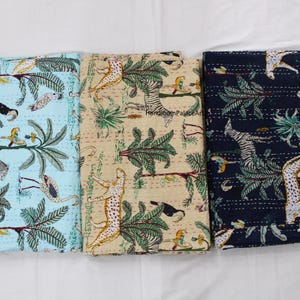 Edredom Kantha com estampa de selva feito à mão: colcha de algodão leve