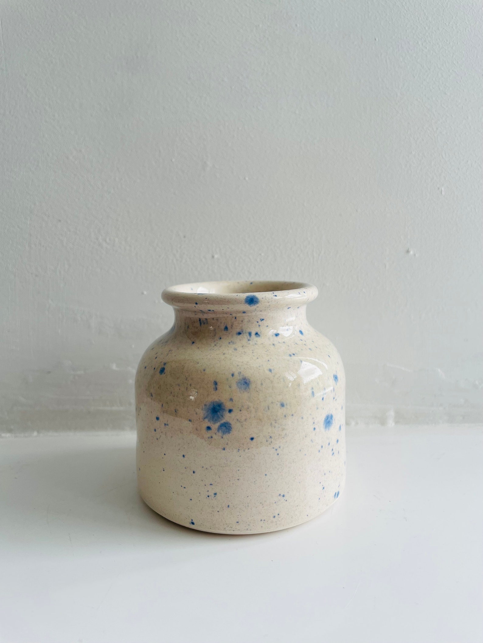Ceramic Blue / White / Speckled Bud Vase / Decorative Pot / Container ...