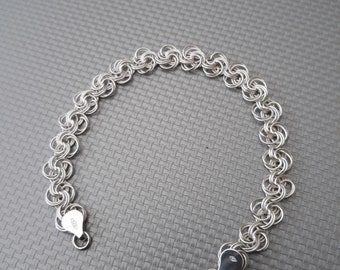 Women&#39;s solid silver bracelet, handmade