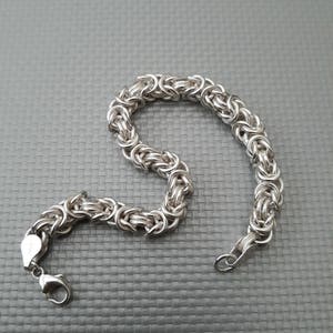 HANDMADE SILVER WOMEN'S BRACELET image 4