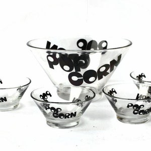 Glass Popcorn Serving Bowl With Four Small Popcorn Bowls / Mid Century Glass Bowl Set / Vintage Popcorn Bowls / Wheaton Glass