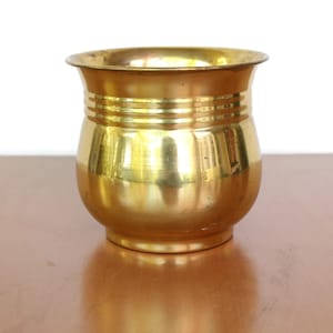 ヴィンテージ真鍮植木鉢：ミッドセンチュリーモダンプランター、リブ付きリム