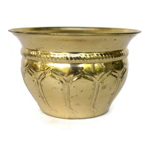 ヴィンテージ真鍮植木鉢：エンボス加工のスカラップデザイン