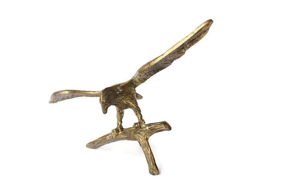 アンティーク金属製 鷲の彫刻 です ヴィンテージの真鍮製鷲の像：精巧な彫刻、翼を広げた姿 - Etsy 日本