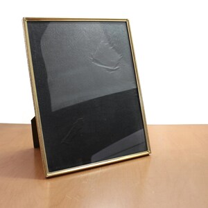 Vintage Brass Picture Frame / 14 x 11 / Intricate Floral Scroll Pattern / Free Standing