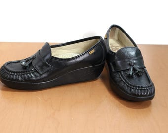 Vintage SAS Magic Women’s Black Leather Tassel Loafers / Comfort Wedge Shoes / Made in the USA