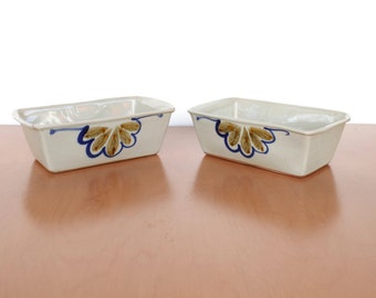 2 Vintage Ceramic Stoneware Loaf Pans / Handpainted Ceramic Bread Pans / Vintage Pottery Loaf Pans