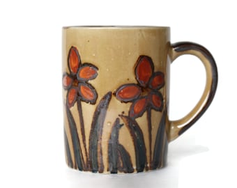 Taza de cerámica floral vintage / taza de café de gres con flores pintadas a mano