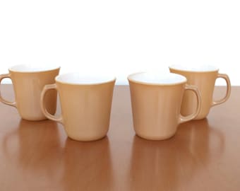 ヴィンテージ コーニングウェア マグカップ：タン コーヒーカップ 4個