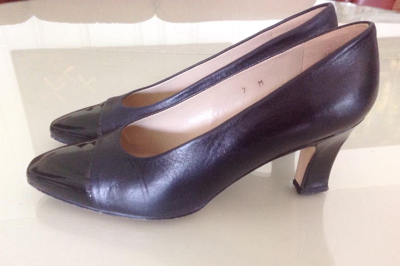 Vintage Etienne Aigner Classic Black Pumps With Patent Leather Toes and ...