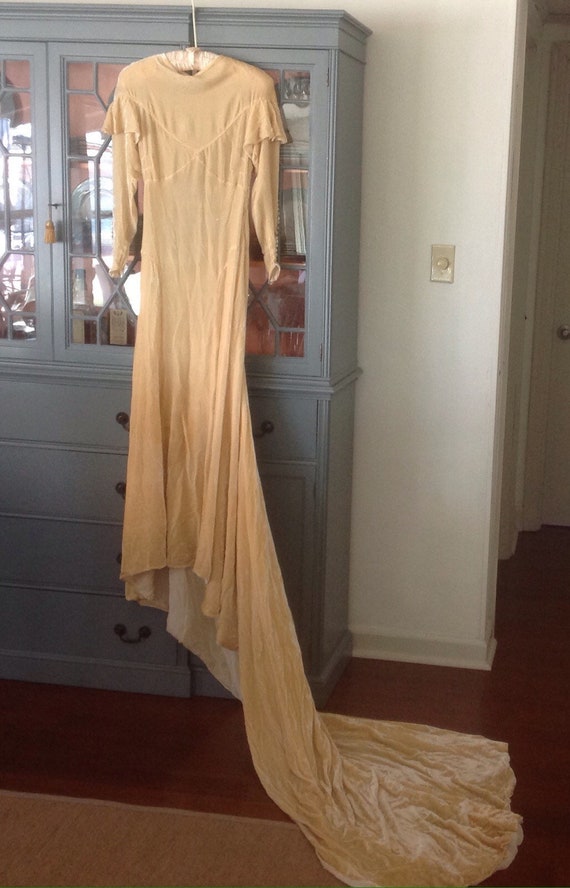 Vintage 1930's soft yellow Silk Velvet Wedding Dre