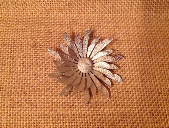 Vintage Wies silver toned Flower Brooch 1950's . - image 1