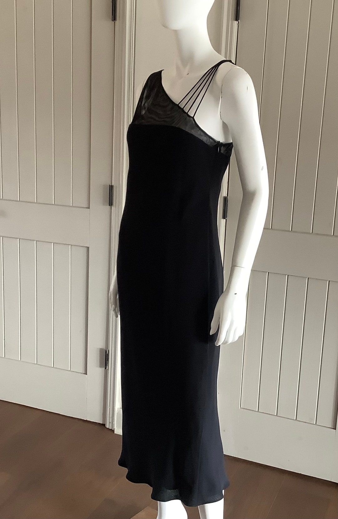 black short backless dress Slip 🤍 RUFFLE MINI DRESS🤍 season:SS34 size:16 UK