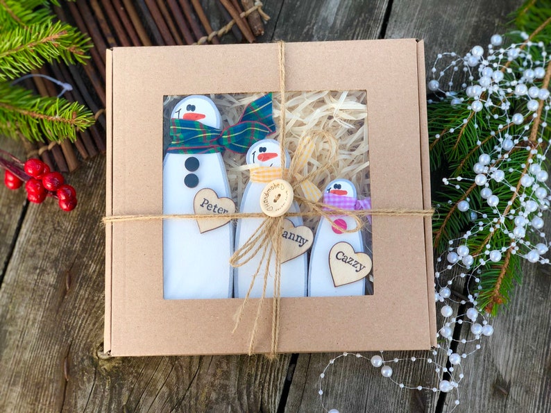 Christmas gifts, Christmas decorations, 2022, personalised, holiday decor, snowman, family, ornament, mum, grandma, snow, present, dog, cat image 6