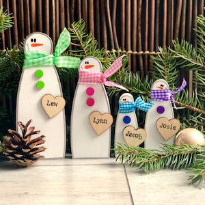 Lámpara de Navidad decorativa con bola de nieve y su base de madera  personalizable