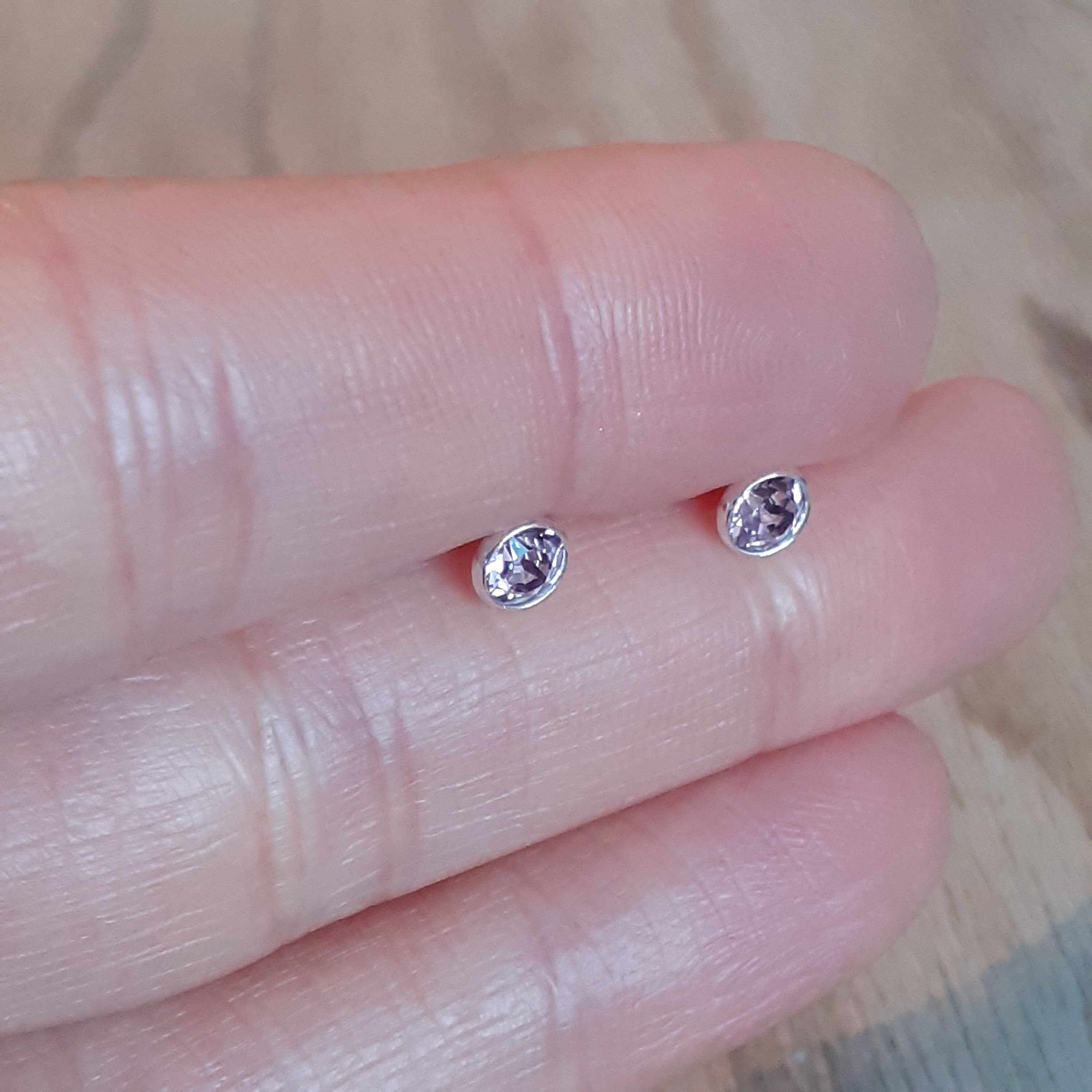 Pendant CZ giugno Birthstone Sterling Silver Alessandrite luce viola e