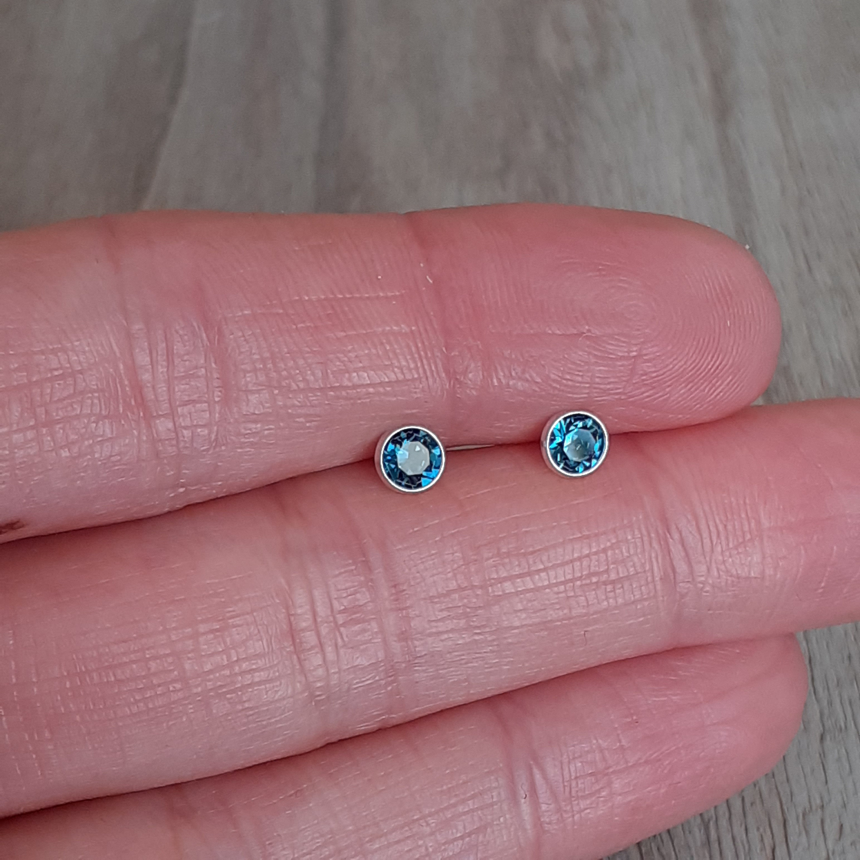 Set Zircone blu di dicembre C Z Set Collana e orecchini a