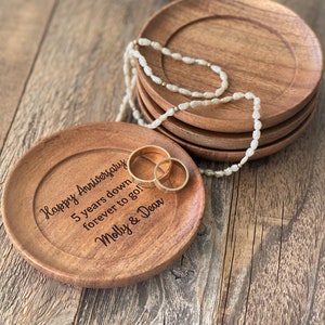 5th Anniversary Wood Gift - Ring Dish Holder for Him or Her - Customize Personalize Engrave - Valentines Gift - Round Wooden Plate