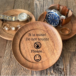 Gravierte Holz Ring & Uhrentablett: Personalisierter Nachttisch Catchall