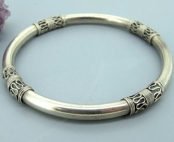Navajo Triangle Bangle Sterling T 美品 Navajo Triangle Bangle Sterling T 美品 - メルカリ