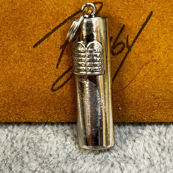 Sterling Silver Mezuzah Pendant 1.9g Length 1''