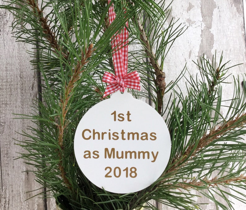 mum to be christmas bauble