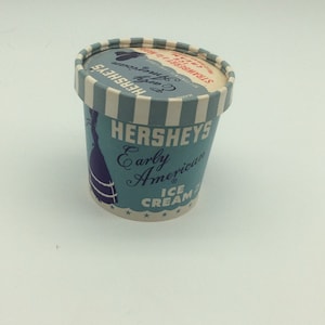 Vintage Hershey Ice Cream Container Carton One Pint Early American