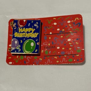 Carte de joyeux anniversaire exclusive WDW Disney Pin Cast Your Pals Mickey Dingo Donald 2003