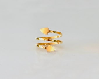 Kansas City Inspired Arrowhead Ring. Silver or Gold KC football arrowhead wrap ring. Chief jewelry.