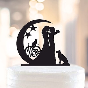 Lesbian cake topper with cat and dog,Lesbian with cats,Lesbian wedding cake topper,mrs and mrs cake topper,lesbian silhouette (1328)