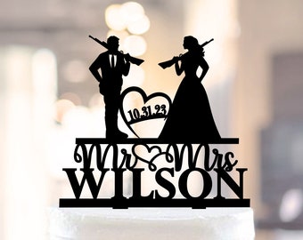 Hunter Wedding Cak Topper, Hunting Cake Topper for Wedding, Bride and Groom With Rifles Cake Topper, Wedding Cake Topper with Date and Heart
