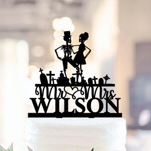 Bride And Groom Cake Topper, Halloween Wedding, Halloween Bridal Shower Cake Decoration, Fall Wedding Decor, Goth Cake Topper, Spooky Topper
