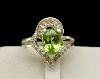 peridot ring, best friend rings, peridot rings for women, Peridot Ring, 925 Sterling Silver Handmade Ring, Birthstone Ring