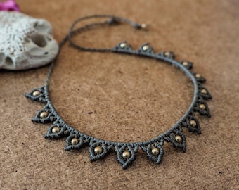 Bryony / Tobillera de latón macramé boho, tobillera, tobillera de macramé, tobillera minimalista, tobillera delicada, tobillera de latón, joyería de macramé, joyería boho